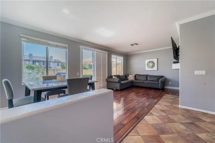25409 Holly Beach Drive, Saugus, California 91350