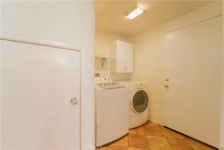 25409 Holly Beach Drive, Saugus, California 91350