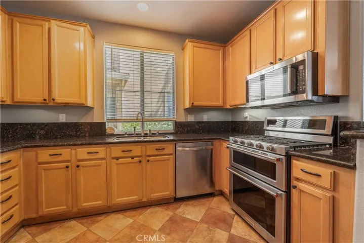25409 Holly Beach Drive, Saugus, California 91350