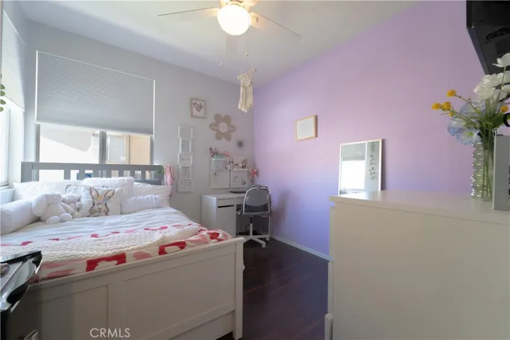25409 Holly Beach Drive, Saugus, California 91350