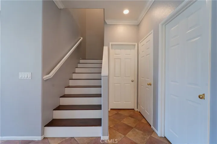 25409 Holly Beach Drive, Saugus, California 91350