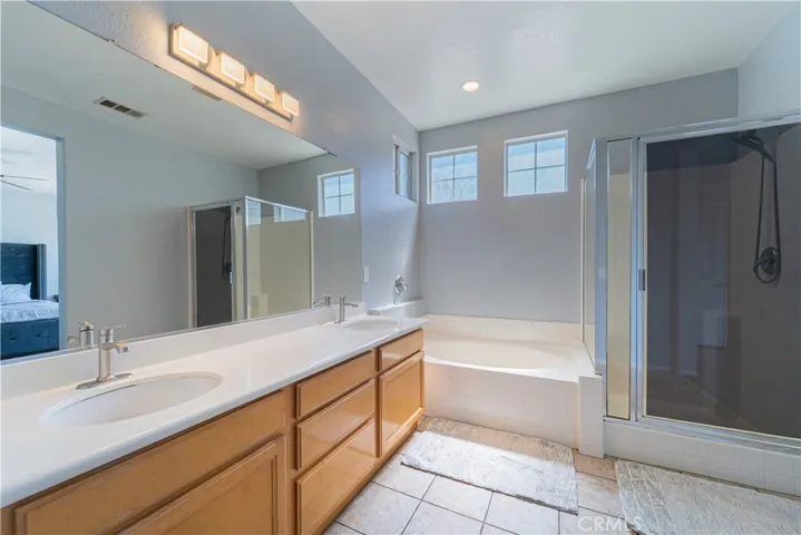 25409 Holly Beach Drive, Saugus, California 91350