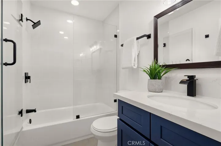 Bathroom No One