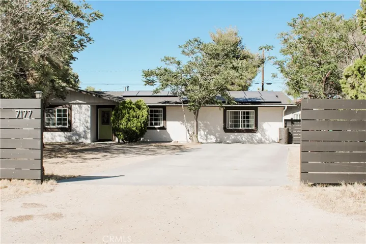 7177 Sunny Place, Yucca Valley, California 92284
