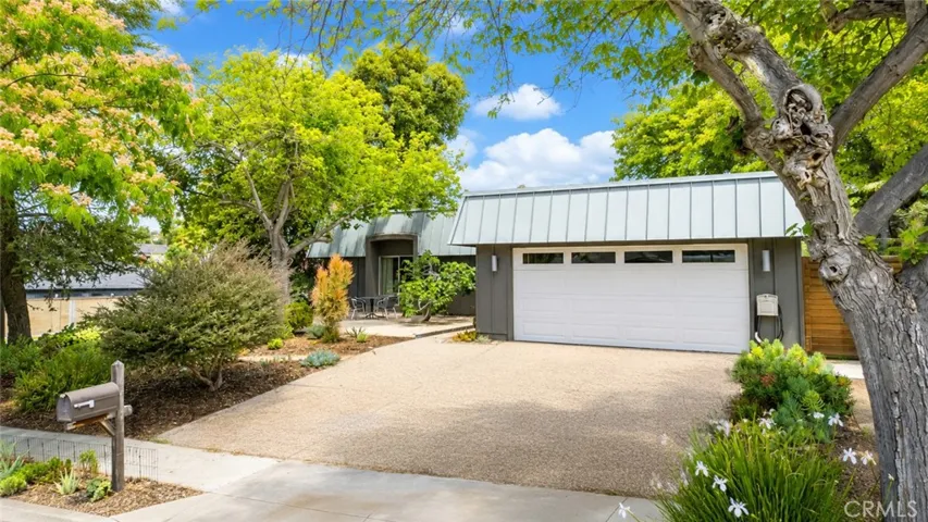 FRONTYARD