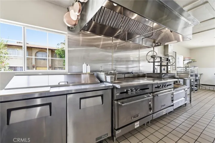 2030 E 7th Street, Long Beach, California 90804