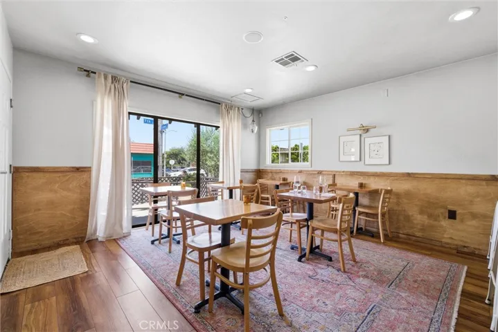 2030 E 7th Street, Long Beach, California 90804