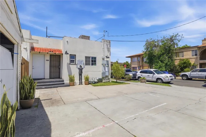 2030 E 7th Street, Long Beach, California 90804