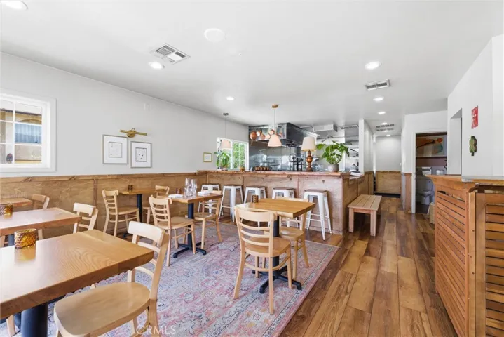 2030 E 7th Street, Long Beach, California 90804