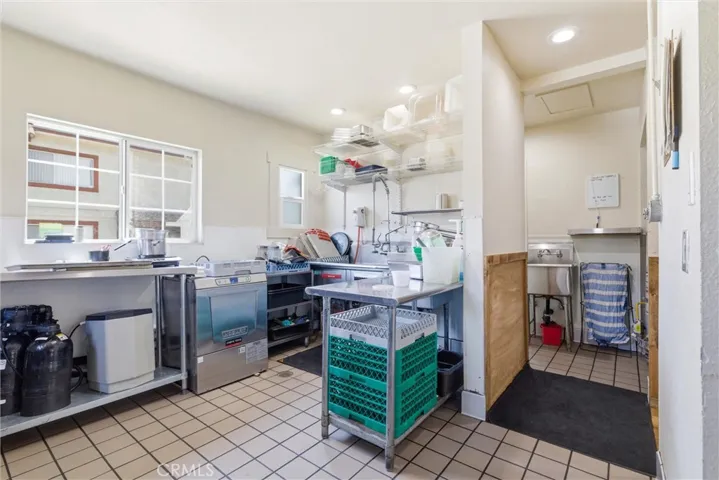 2030 E 7th Street, Long Beach, California 90804