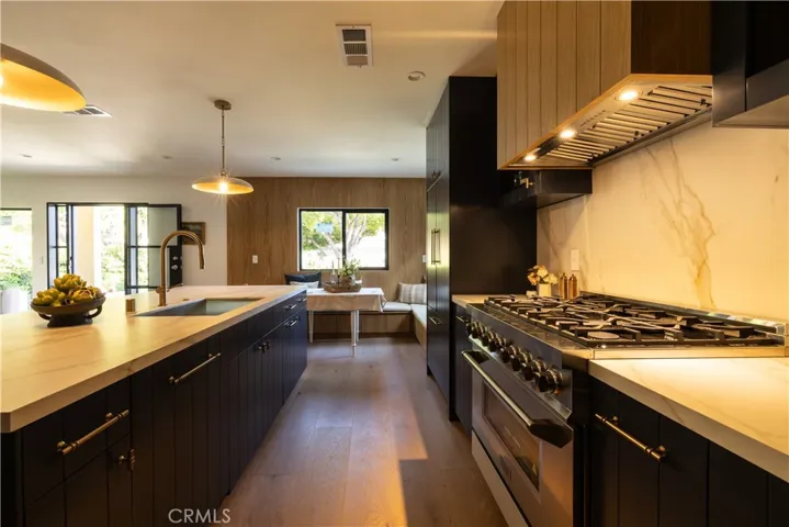 12017 Herbert, Los Angeles, California 90066