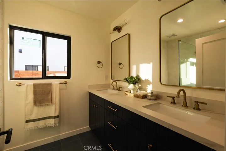 12017 Herbert, Los Angeles, California 90066