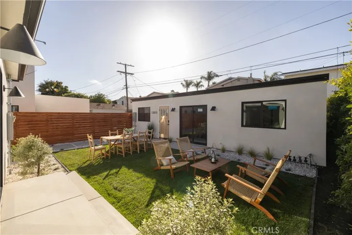 12017 Herbert, Los Angeles, California 90066