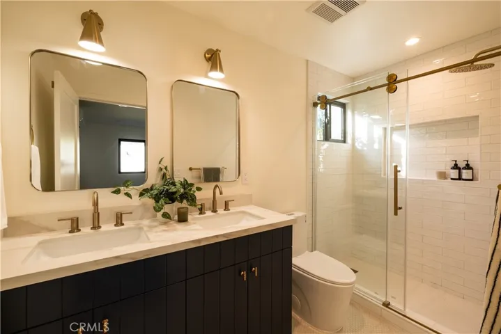 12017 Herbert, Los Angeles, California 90066