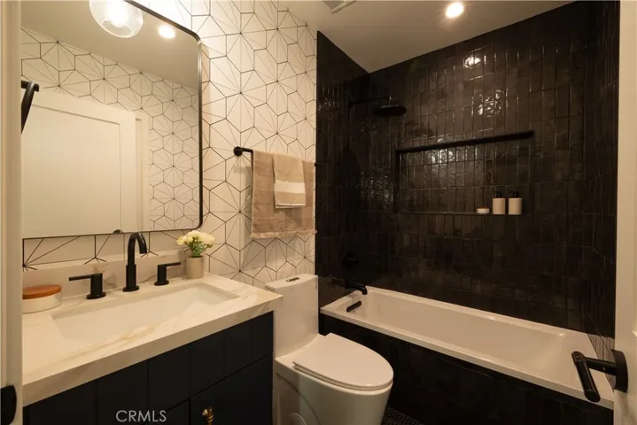 12017 Herbert, Los Angeles, California 90066