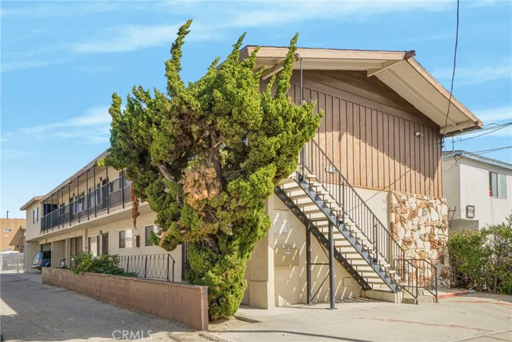 576 W 13th Street, San Pedro, California 90731