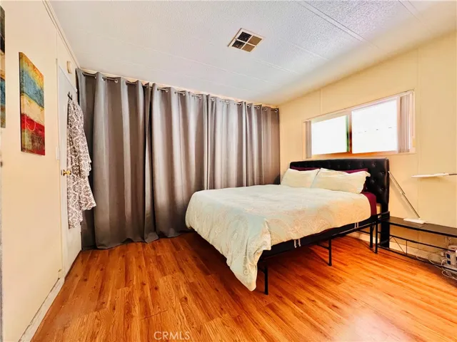 2nd bedroom - view 1