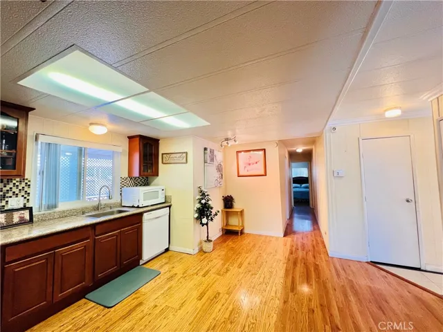 Kitchen - view 6