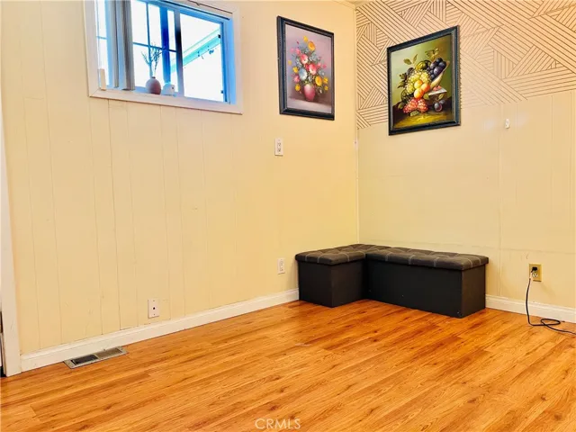 3rd bedroom - view 2