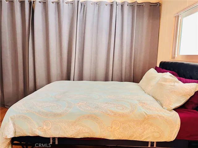 2nd bedroom - view 3