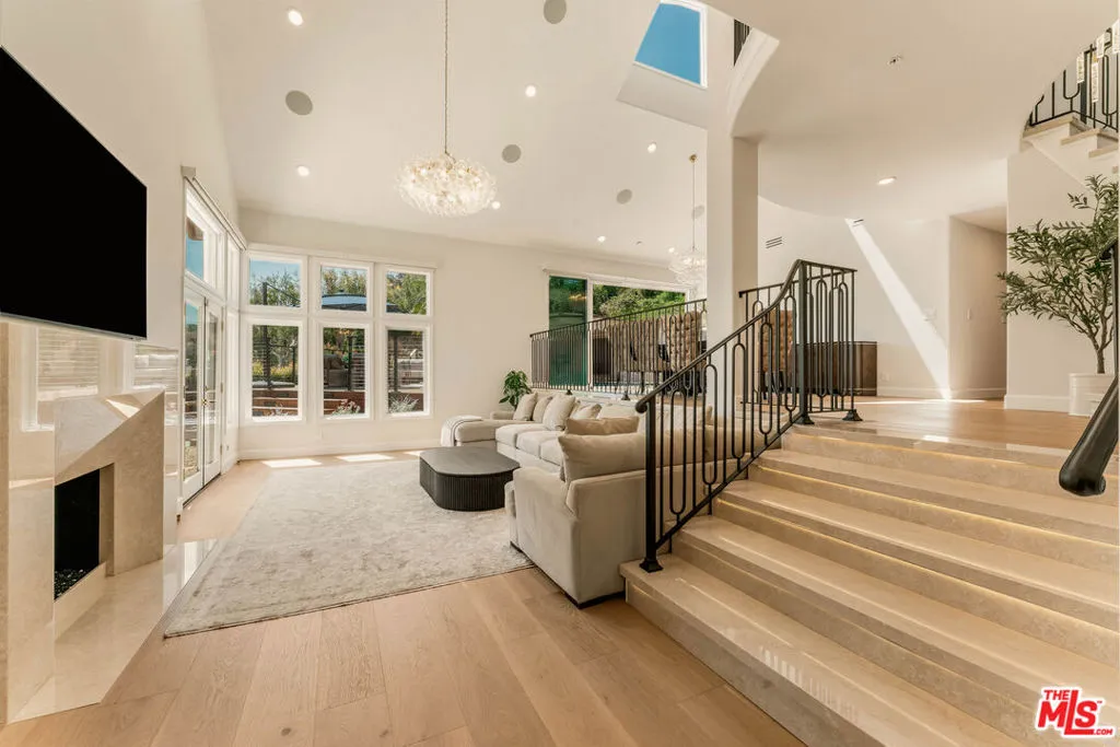1432 Rutherford Drive, Pasadena, California 91103 — photo 5