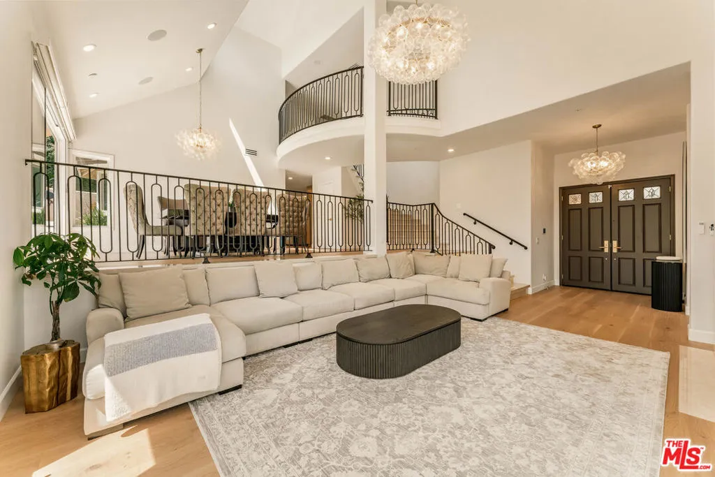 1432 Rutherford Drive, Pasadena, California 91103 — photo 4