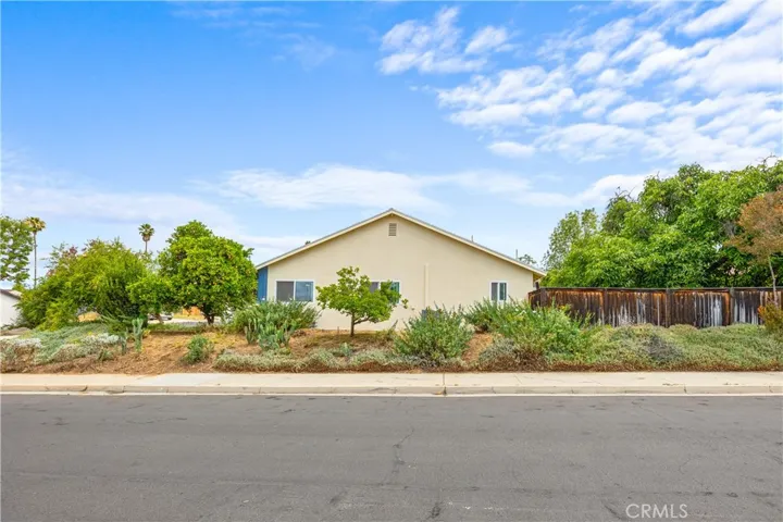 3430 Bahia, Riverside, California 92507