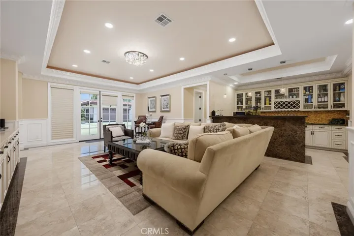 1025 El Sur Avenue, Arcadia, California 91006