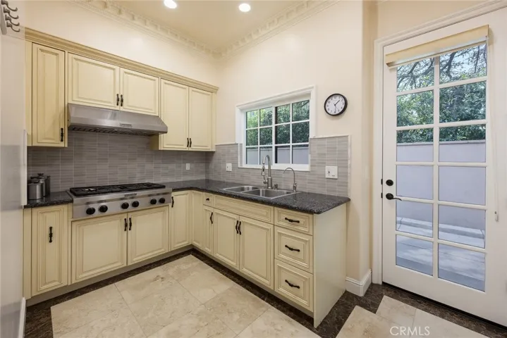 1025 El Sur Avenue, Arcadia, California 91006