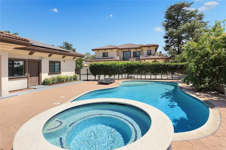 1025 El Sur Avenue, Arcadia, California 91006
