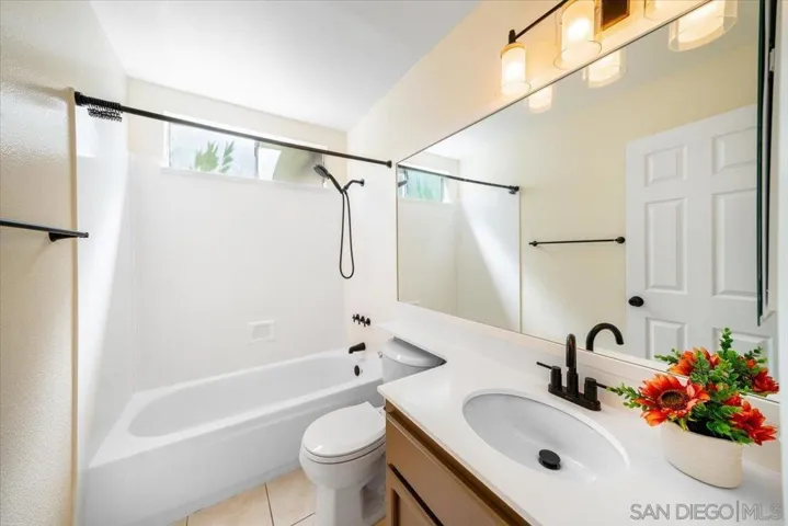 1st level full bath