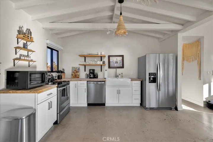 8729 Rock Haven Road, Joshua Tree, California 92252