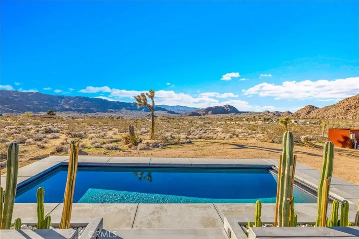 8729 Rock Haven Road, Joshua Tree, California 92252