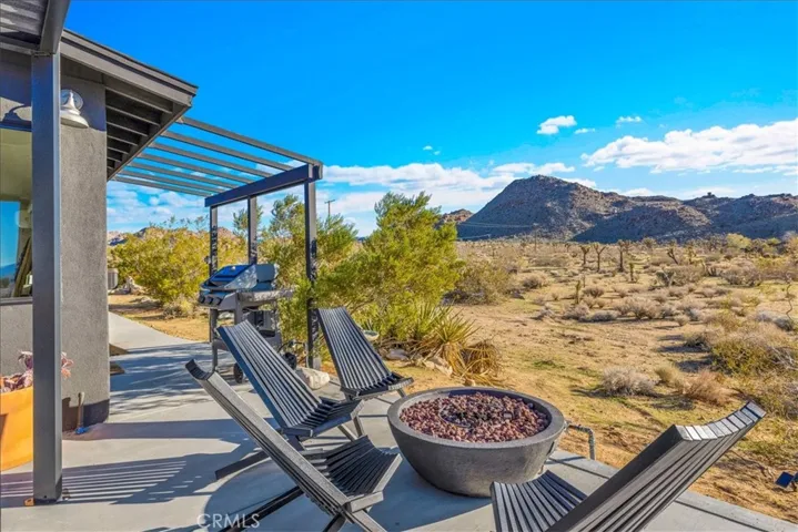8729 Rock Haven Road, Joshua Tree, California 92252