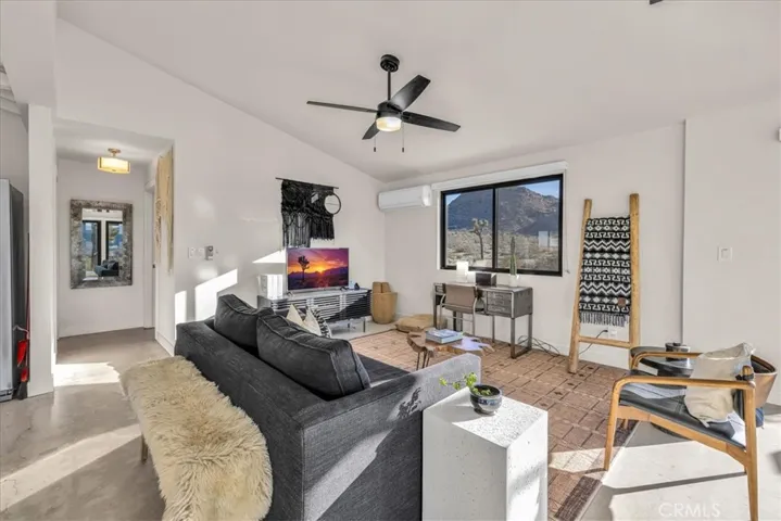 8729 Rock Haven Road, Joshua Tree, California 92252