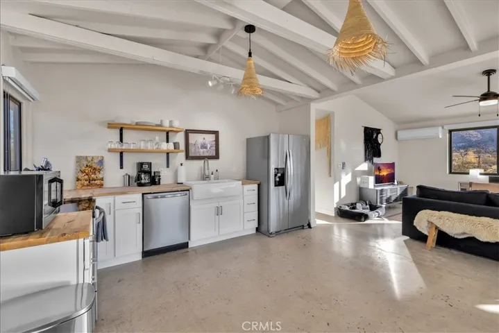 8729 Rock Haven Road, Joshua Tree, California 92252