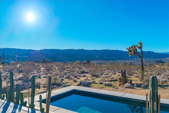 8729 Rock Haven Road, Joshua Tree, California 92252