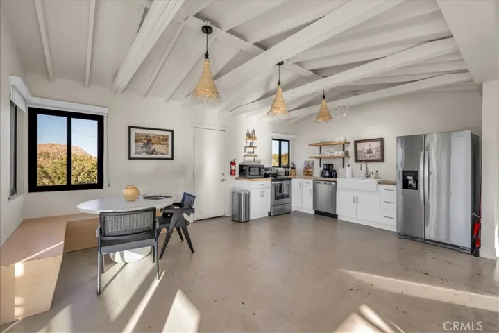 8729 Rock Haven Road, Joshua Tree, California 92252