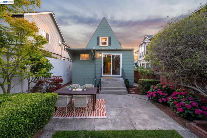 1410 Sherman St, Alameda, California 94501