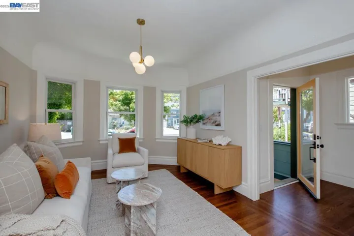 1410 Sherman St, Alameda, California 94501