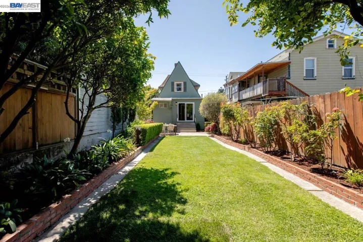 1410 Sherman St, Alameda, California 94501