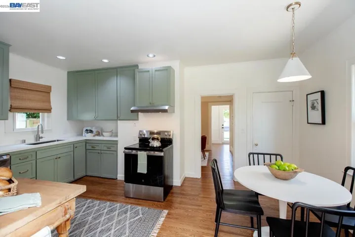 1410 Sherman St, Alameda, California 94501