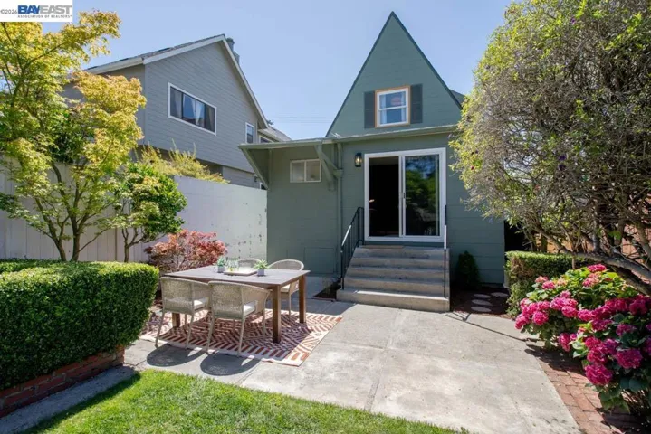 1410 Sherman St, Alameda, California 94501