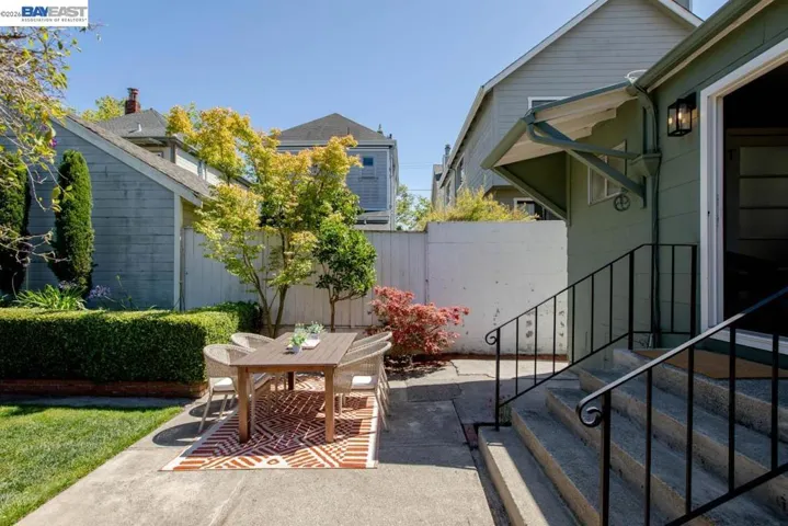 1410 Sherman St, Alameda, California 94501