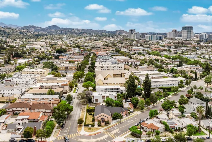 632 W Stocker, Glendale, California 91202