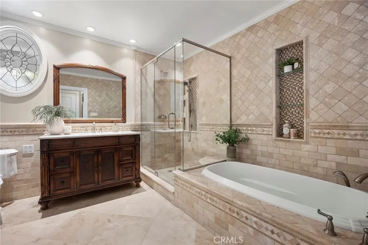 229 W Brookdale Place, Fullerton, California 92832