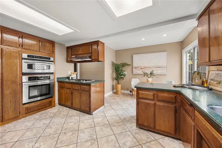 229 W Brookdale Place, Fullerton, California 92832