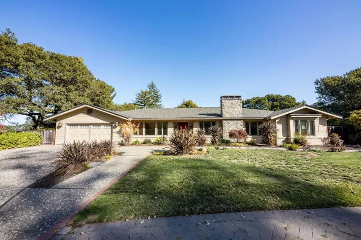 30 Knightwood Lane, Hillsborough, California 94010