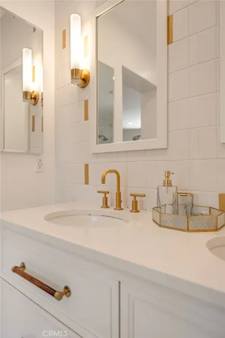15 Tether Moon Lane, Ladera Ranch, California 92694