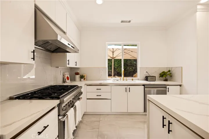 15 Tether Moon Lane, Ladera Ranch, California 92694